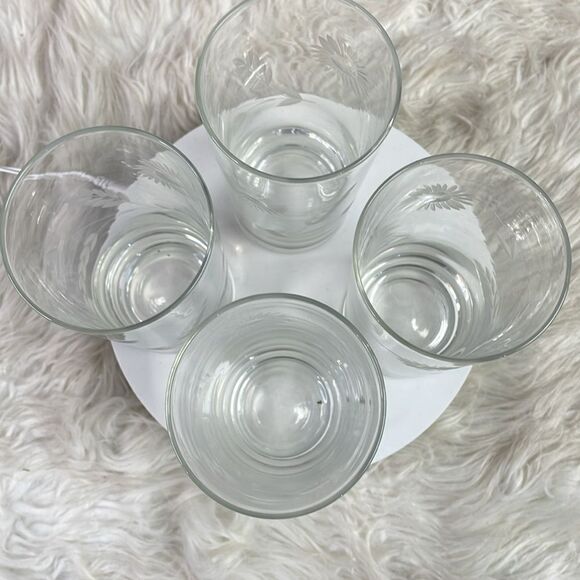 Floral Etched Glassware, Set of 4, Clear Glass , 8 oz - Picture 3 of 6